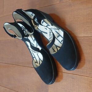 Fly London Black Wedge Heels Size 8.5